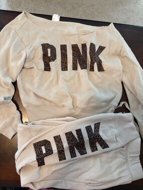 Vs Pink leopard sweatshirt and joggers sweatshirt size small. Joggers size xs